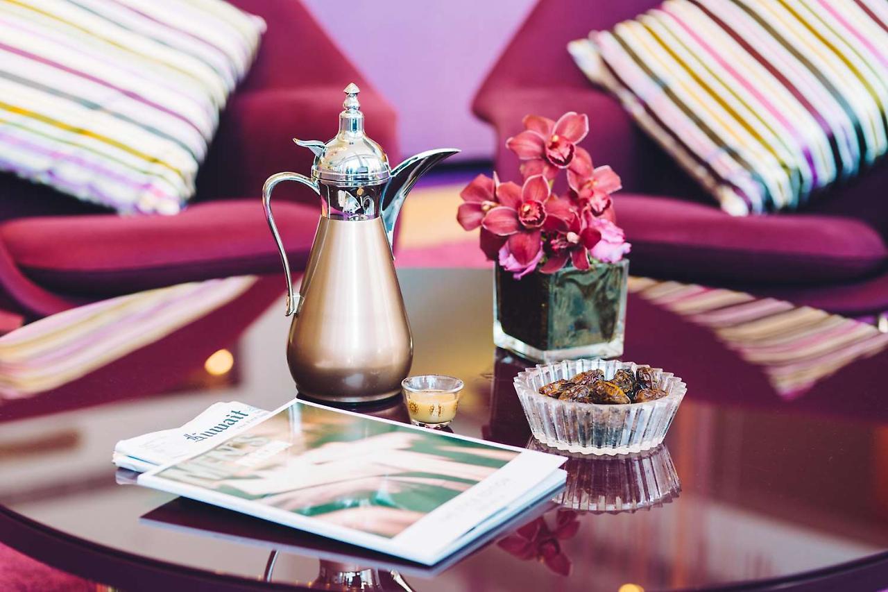 Symphony Style Hotel Kuwait Salmiya ภายนอก รูปภาพ Arabic coffee pot