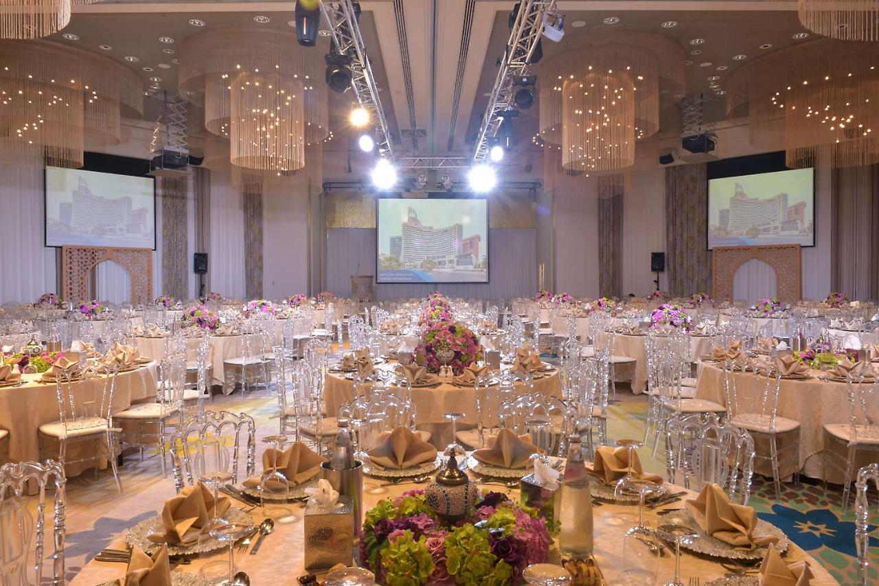 Symphony Style Hotel Kuwait Salmiya ภายนอก รูปภาพ The 2012 Gala Dinner