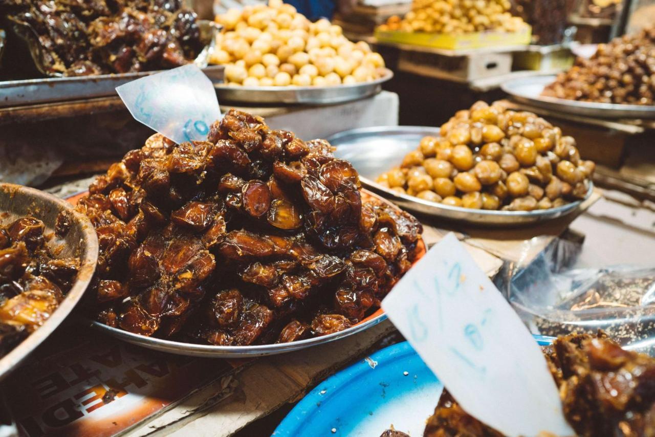 Symphony Style Hotel Kuwait Salmiya ภายนอก รูปภาพ Dried figs