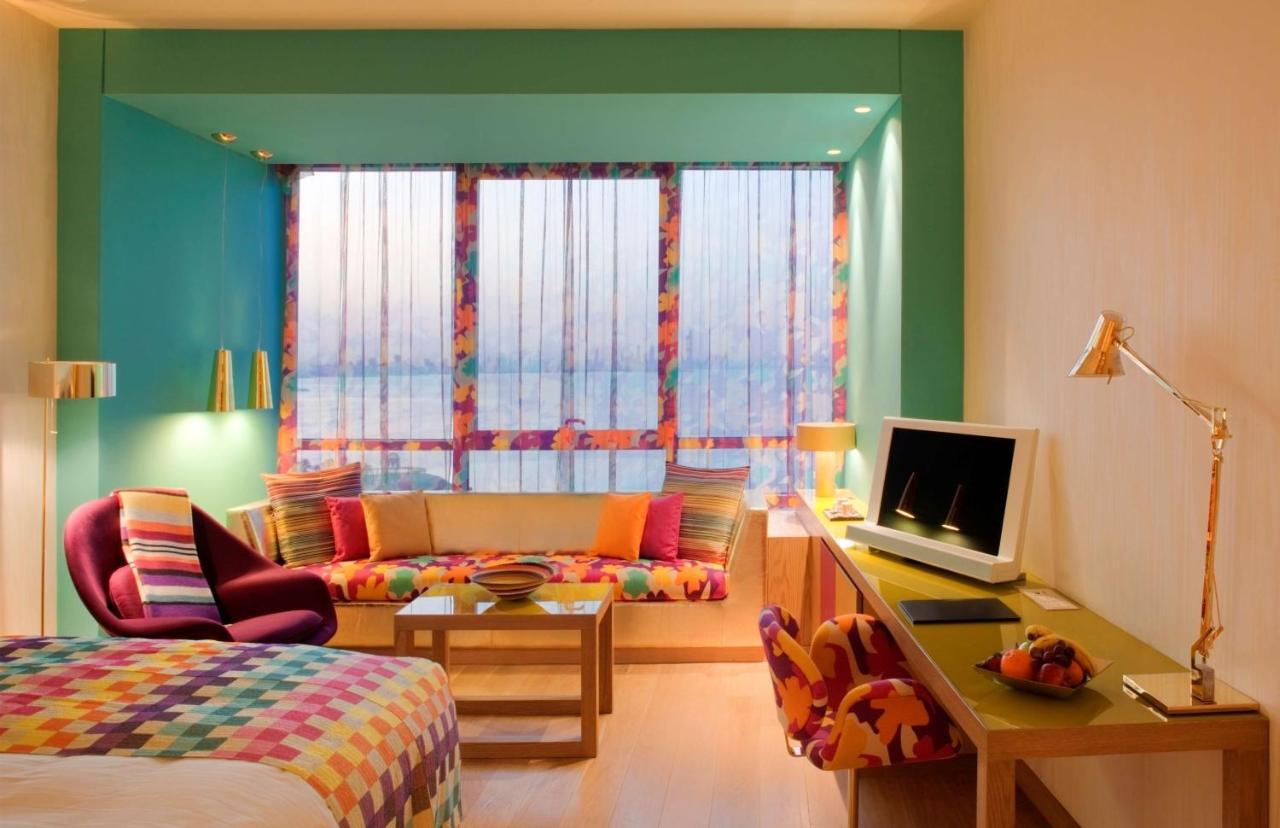 Symphony Style Hotel Kuwait Salmiya ภายนอก รูปภาพ A room at the hotel